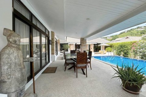 Villa in Ko Samui, Thailand 3 bedrooms № 161456 - photo 2