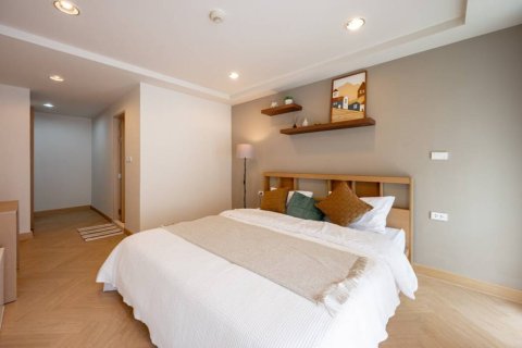 Кондоминиум с 3 спальнями в Бангкоке, Таиланд № 161460 - фото 10