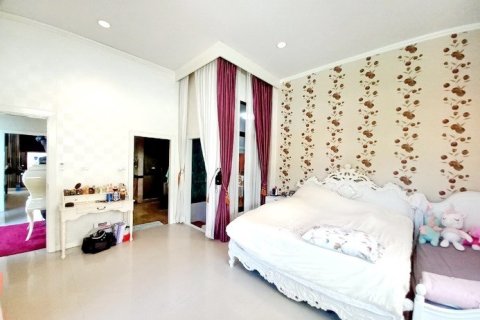 Haus in Pattaya, Thailand 4 Schlafzimmer № 223054 - Foto 12