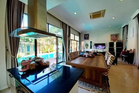 Haus in Pattaya, Thailand 4 Schlafzimmer № 223054 - Foto 6