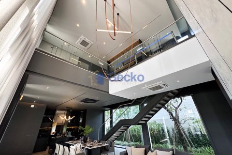 House in Pattaya, Thailand 4 bedrooms № 196438 - photo 27