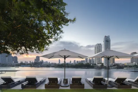 Кондоминиум с 3 спальнями в Сатхоне, Бангкок, Таиланд № 148678 - фото 3