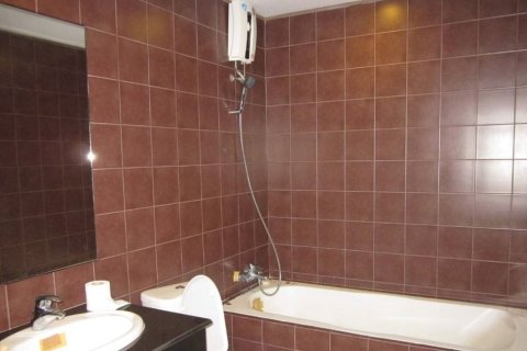 Кондоминиум с 3 спальнями в Ваттхане, Бангкок, Таиланд № 148679 - фото 7