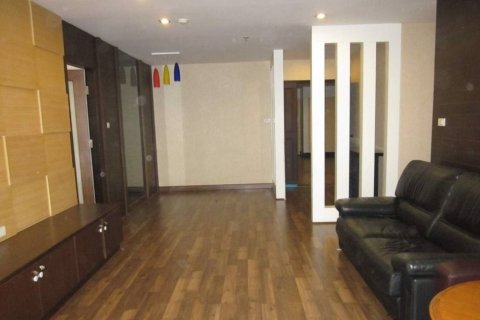 Кондоминиум с 3 спальнями в Ваттхане, Бангкок, Таиланд № 148679 - фото 1