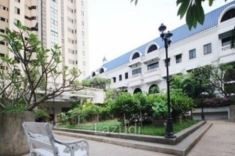 Condo à Bangkok, Thaïlande, 4 chambres  № 172936