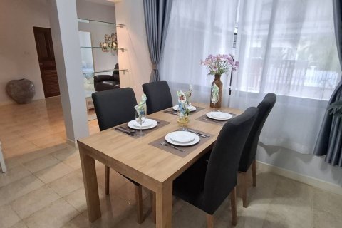 Дом в Хуа Хине, Таиланд с 3 спальнями  № 155901 - фото 28