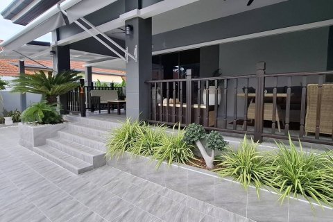 Дом в Хуа Хине, Таиланд с 3 спальнями  № 155901 - фото 1