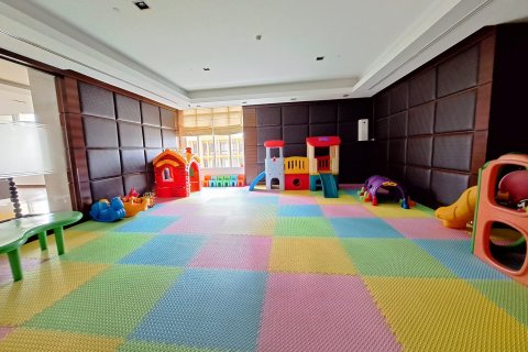 Condo à Bangkok, Thaïlande, 3 chambres № 205364 - photo 2