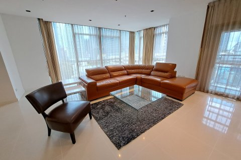 Condo in Bangkok, Thailand, 3 bedrooms  № 205364