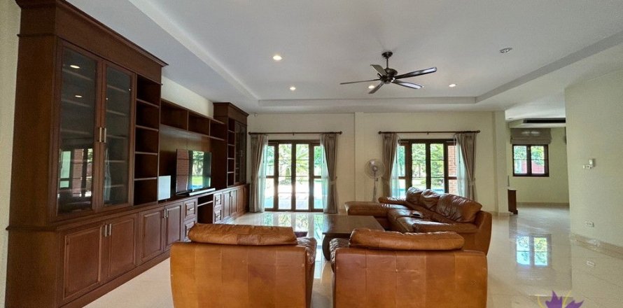 Вилла в Чиангмае, Таиланд с 3 спальнями  № 162482