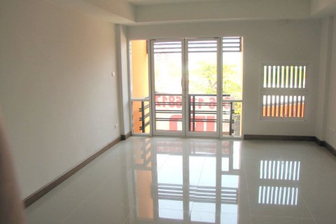 Коммерческая недвижимость в Чиангмае, Таиланд  № 162487 - фото 5