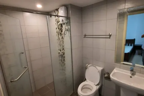 Кондоминиум с 2 спальнями в Бангкоке, Таиланд № 156129 - фото 2