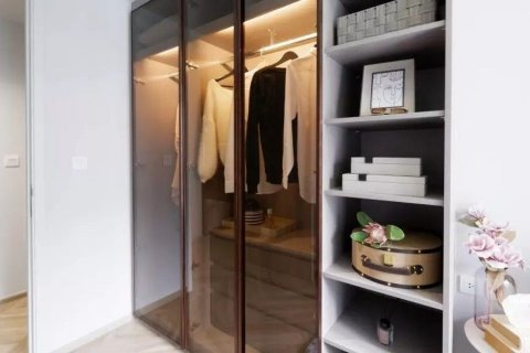 Condo à Watthana, Bangkok, Thaïlande, 2 chambres  № 139176 - photo 10