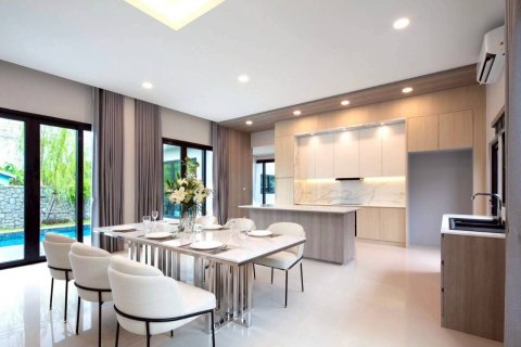 Вилла в Паттайе, Таиланд с 3 спальнями  № 150967 - фото 11