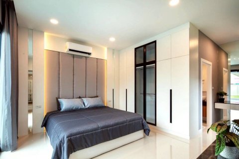 Вилла в Паттайе, Таиланд с 3 спальнями  № 150967 - фото 15