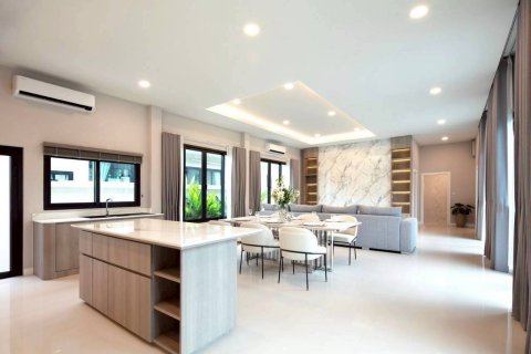 Вилла в Паттайе, Таиланд с 3 спальнями  № 150967 - фото 19