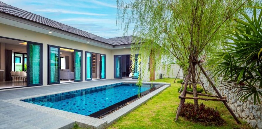 Вилла в Паттайе, Таиланд с 3 спальнями № 150967