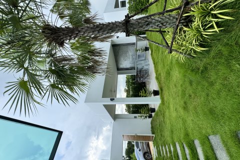 Villa in Pattaya, Thailand 4 bedrooms № 150968 - photo 4