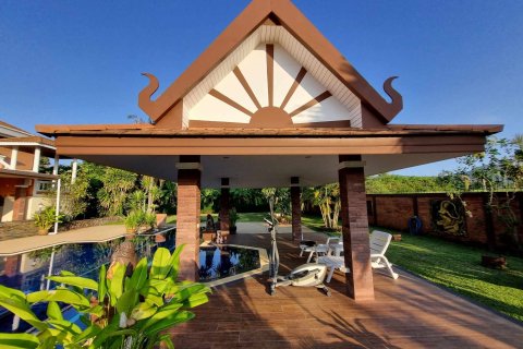 Вилла в Хуа Хине, Таиланд с 5 спальнями  № 146298 - фото 25