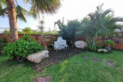 Вилла в Хуа Хине, Таиланд с 5 спальнями  № 146298 - фото 22