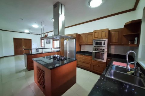 Вилла в Хуа Хине, Таиланд с 5 спальнями  № 146298 - фото 3