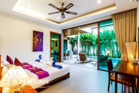 Villa in Rawai, Thailand 4 bedrooms № 179395 - photo 5