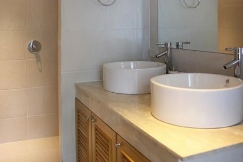 Квартира в Кату, Таиланд с 2 спальнями № 141546 - фото 10