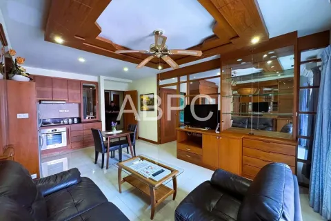 Condominio de 1 dormitorio en Pattaya, Tailandia № 211713 - foto 4