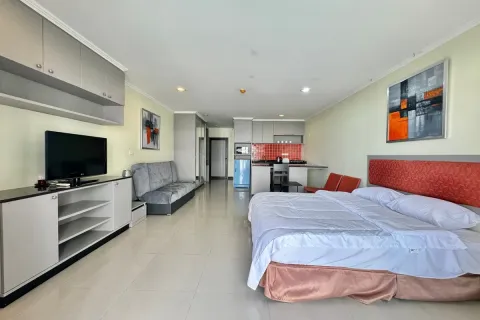 Estudio en el condominio en Jomtien Beach, Pattaya, Tailandia № 211709 - foto 30