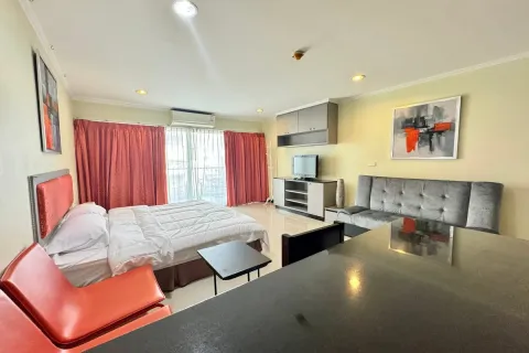 Estudio en el condominio en Jomtien Beach, Pattaya, Tailandia № 211709 - foto 23