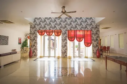 Casa de 5 dormitorios en Pattaya, Tailandia № 211711 - foto 15