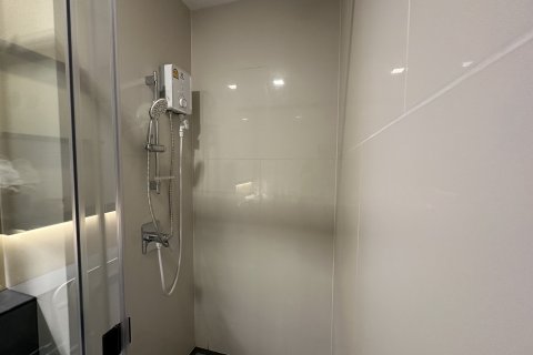 Condo in Phasi Charoen, Bangkok, Thailand, 2 bedrooms  № 173433 - photo 20