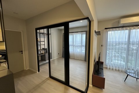 Condo in Phasi Charoen, Bangkok, Thailand, 2 bedrooms  № 173433 - photo 16