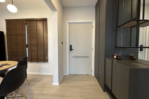 Condo in Phasi Charoen, Bangkok, Thailand, 2 bedrooms  № 173433 - photo 9