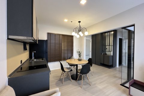 Condo in Phasi Charoen, Bangkok, Thailand, 2 bedrooms  № 173433 - photo 2