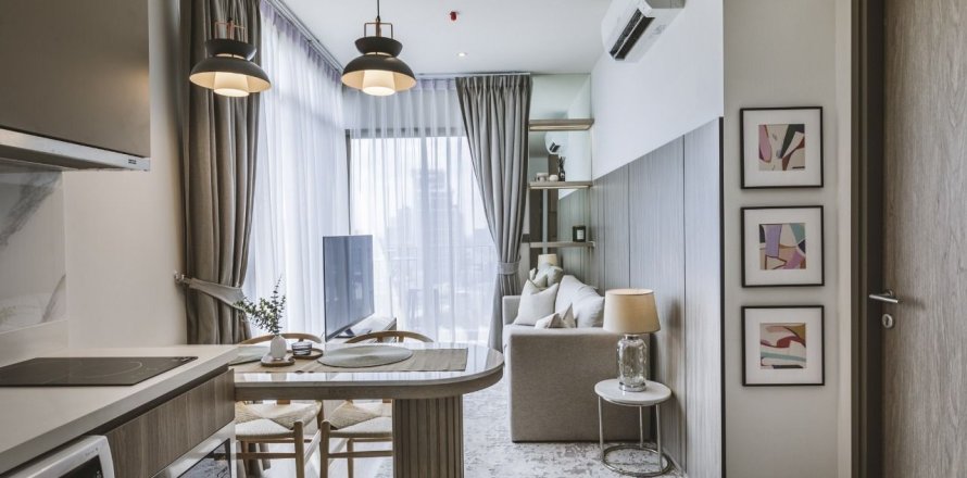 Studio dans le Condo à Watthana, Bangkok, Thaïlande  № 173432