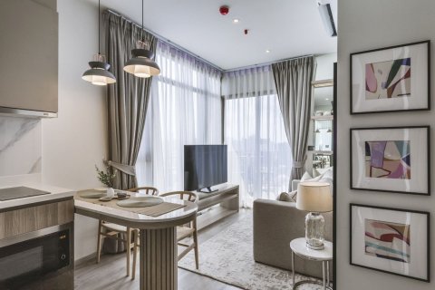 Studio dans le Condo à Watthana, Bangkok, Thaïlande  № 173432 - photo 2