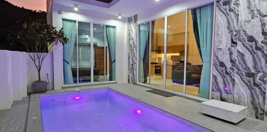 Villa in Phuket, Thailand 3 bedrooms № 173428