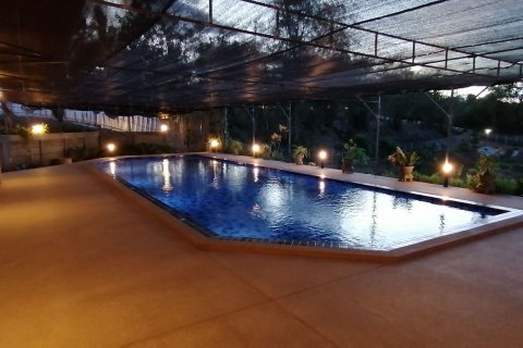 Terrain à Phetchaburi, Thaïlande 9600 m2 № 140499