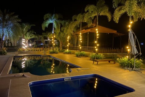 Дом в Чиангмае, Таиланд с 6 спальнями  № 140501 - фото 14