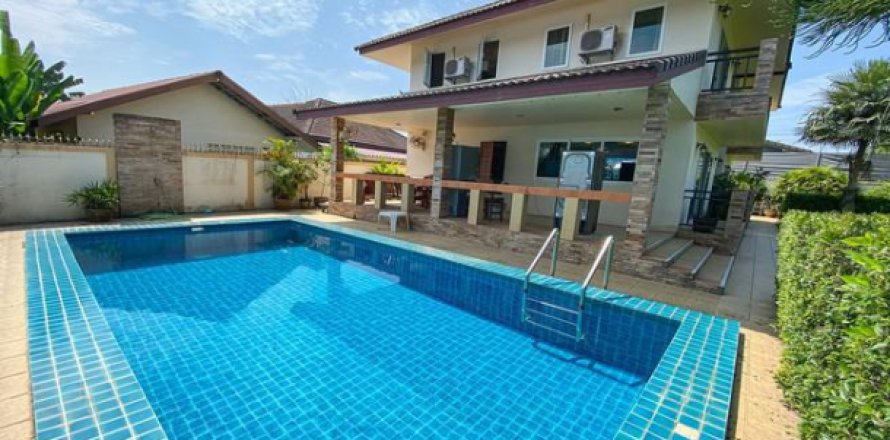 Villa à Pattaya, Thaïlande 4 chambres № 194216