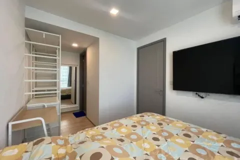 Studio dans le Condo à Watthana, Bangkok, Thaïlande  № 162052 - photo 4