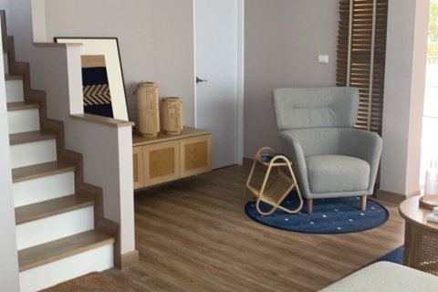 Дом в Ханг Донге, Таиланд с 3 спальнями  № 162054 - фото 4