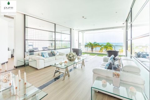 Studio in the Condo in Pattaya, Thailand  № 145739 - photo 2