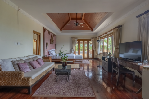 Villa in Phuket, Thailand 5 bedrooms № 145738 - photo 4