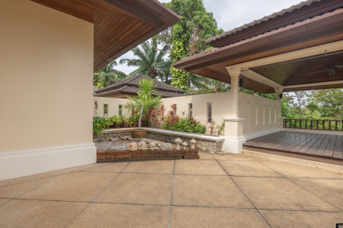 Villa in Phuket, Thailand 5 bedrooms № 145738 - photo 8