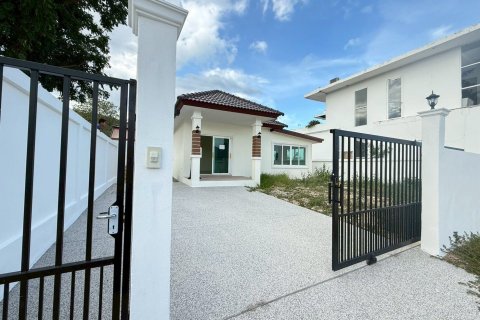 Дом в Хуа Хине, Таиланд с 3 спальнями  № 148153 - фото 2