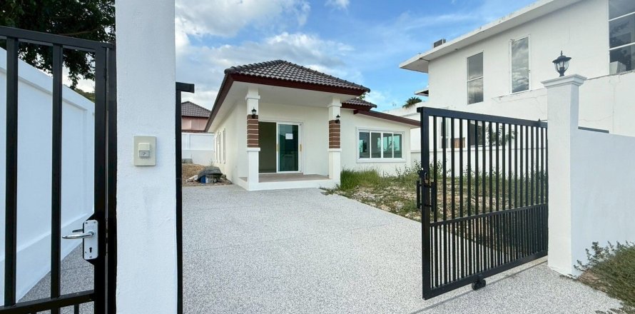 Дом в Хуа Хине, Таиланд с 3 спальнями  № 148153