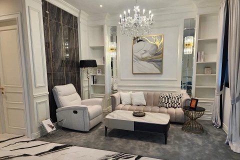 House in Watthana, Bangkok, Thailand 3 bedrooms № 173450 - photo 23