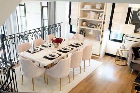 House in Watthana, Bangkok, Thailand 3 bedrooms № 173450 - photo 10